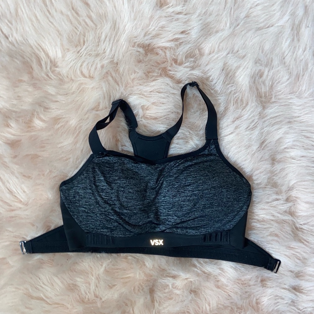 NWOT VS Sportsbra - Picture 1 of 4